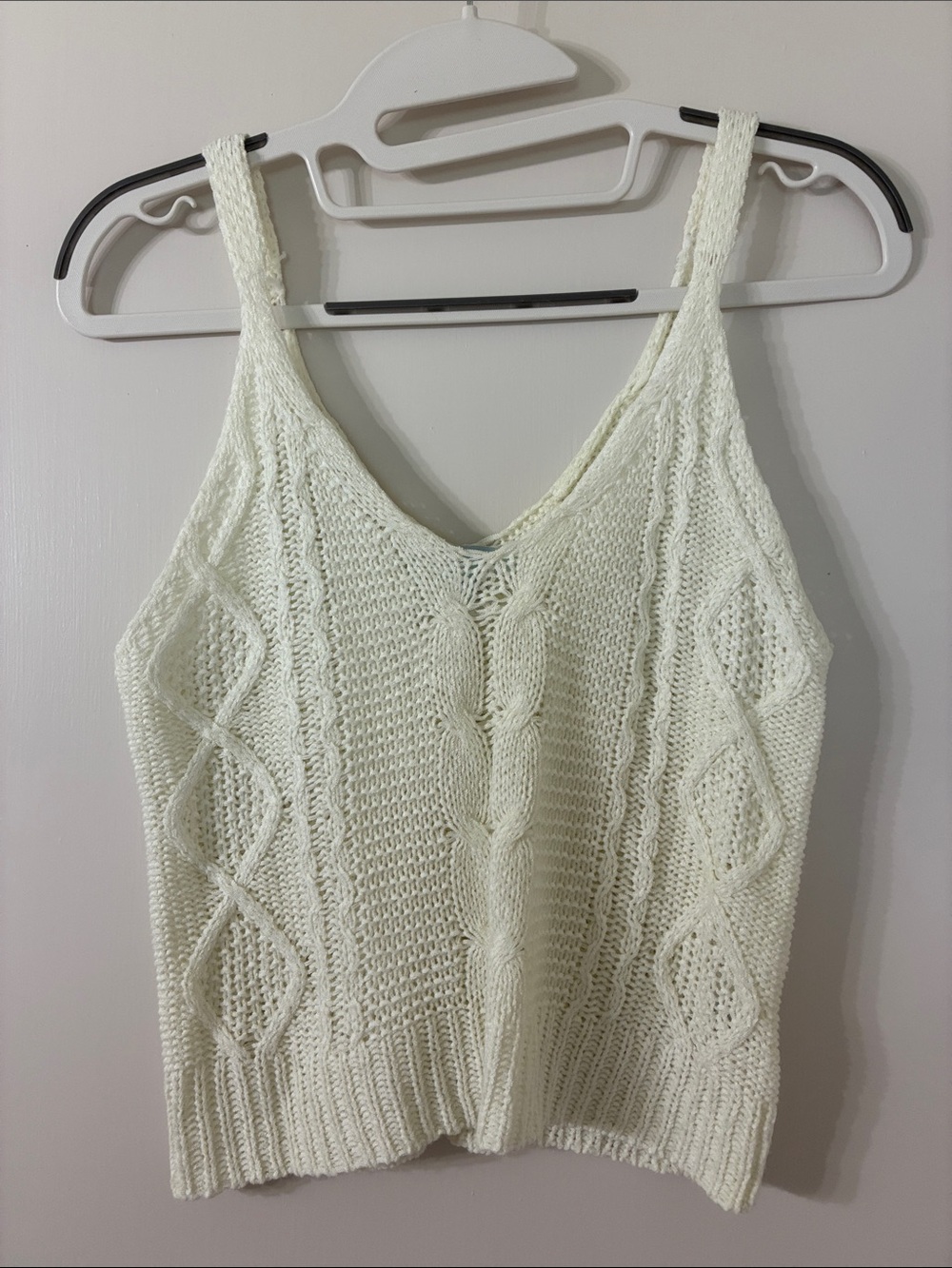 She + Sky Cream Cable Knit V-Neck Tank Top